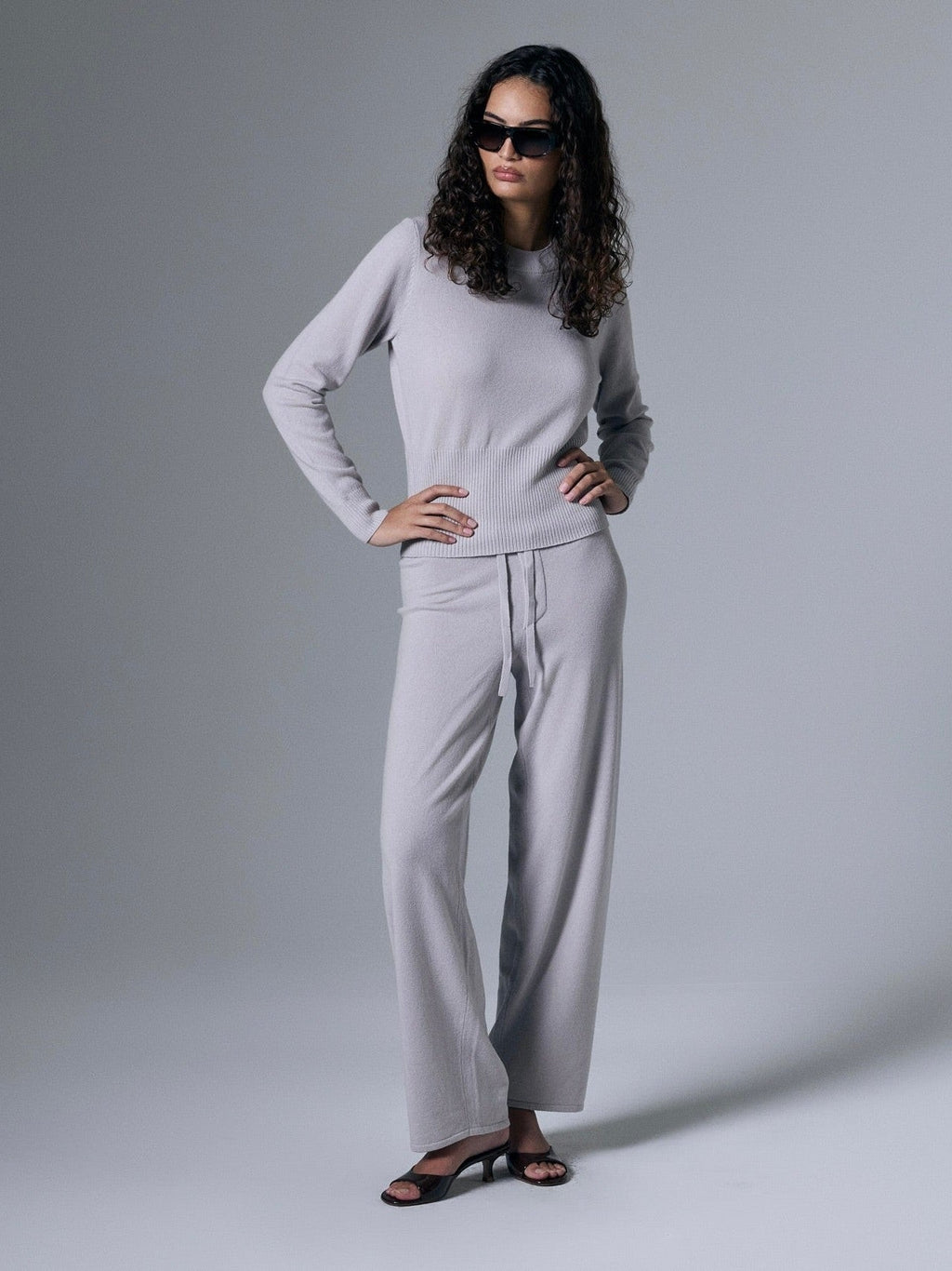 Tove Cashmere Layered Lounge Pants With Mid Waist Comfort - Courbe et Compagnie