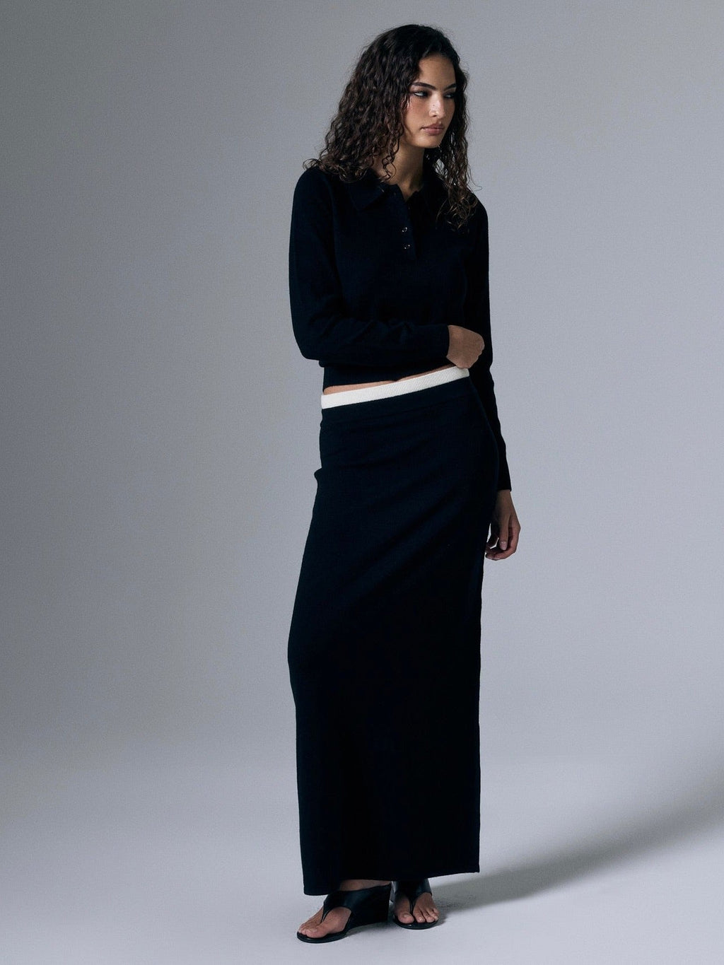 Tove Cashmere Polo Shirt With Open Collar Ribbed Hem - Courbe et Compagnie