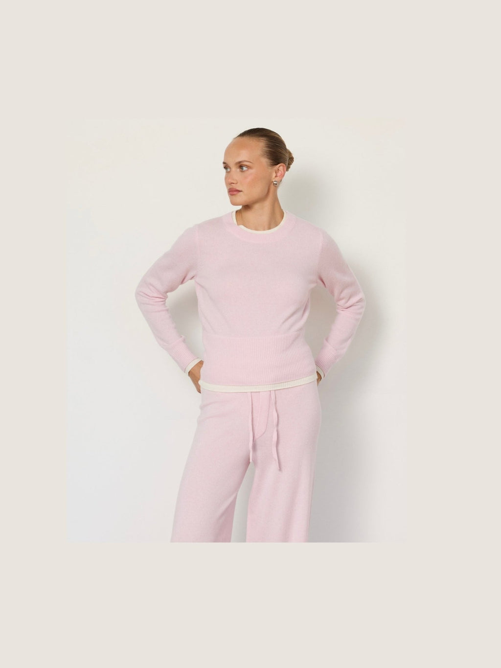 Tove Layered Cashmere Crewneck - Courbe et Compagnie