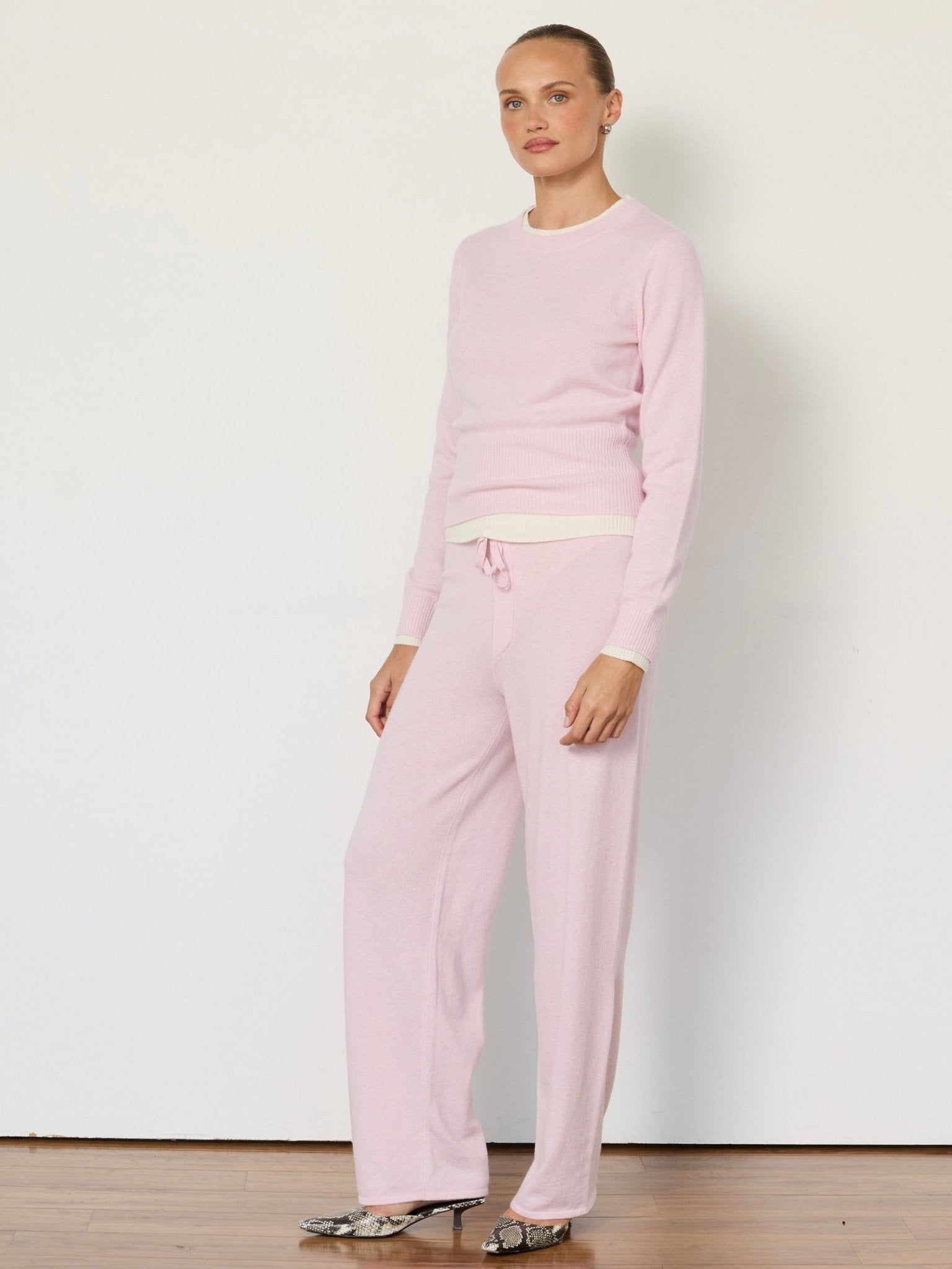 Tove Layered Cashmere Crewneck - Courbe et Compagnie