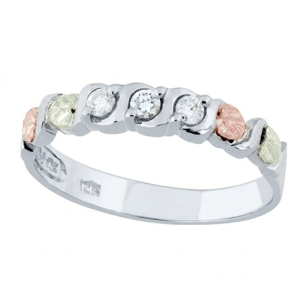 Triple Diamond - Black Hills Gold Ladies Ring - Courbe et Compagnie