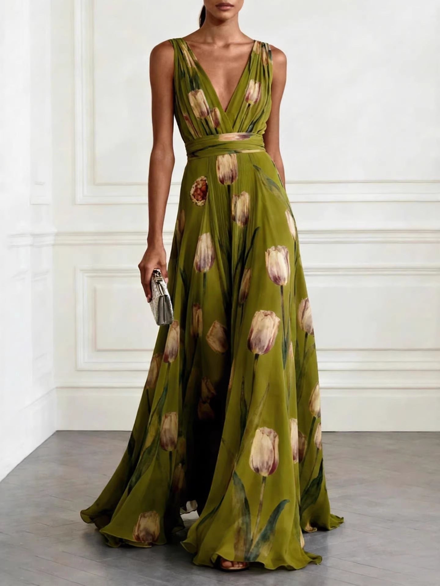 Tulip Print V-Neck Sleeveless Maxi Dress – Floral Chiffon - Courbe et Compagnie
