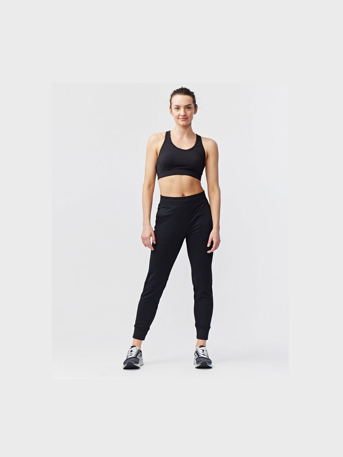 Valia Women's Black Jogger Pants - Courbe et Compagnie