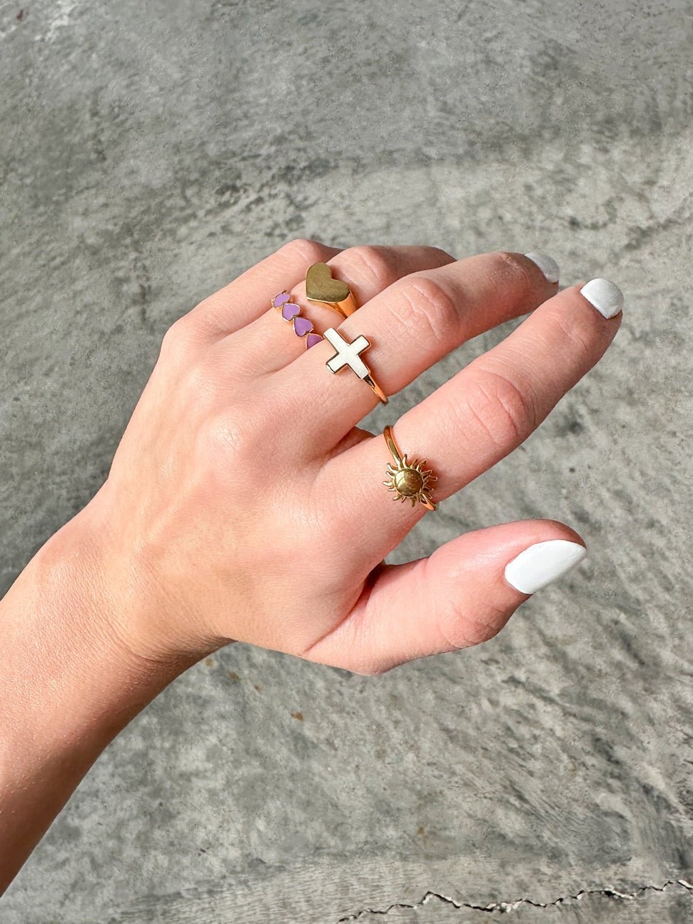 White Enamel Cross Ring - Courbe et Compagnie