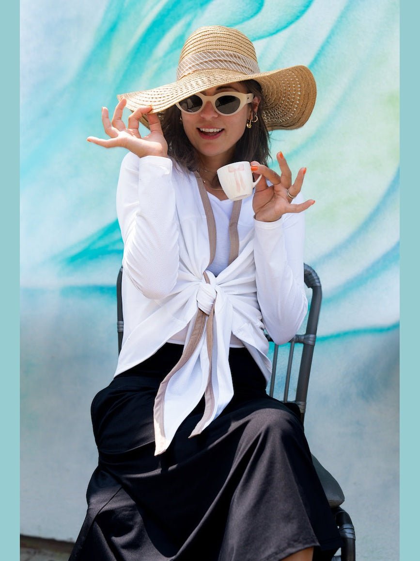 White Mesh Wrap with Camel Trim – Lightweight Activewear Cover-Up - Courbe et Compagnie