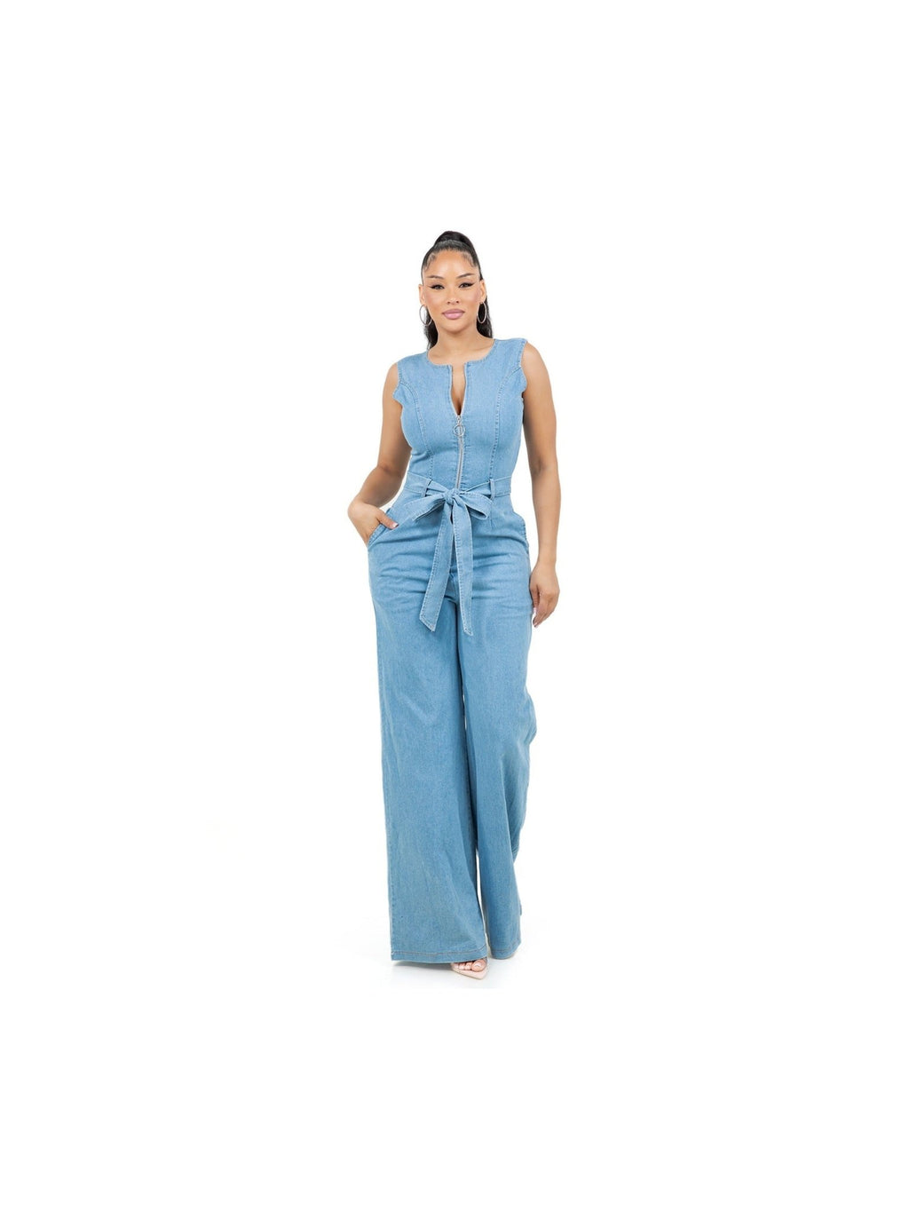 Women Denim Jumpsuit Sleeveless Front Zip Scoop Neck Wide Leg - Courbe et Compagnie