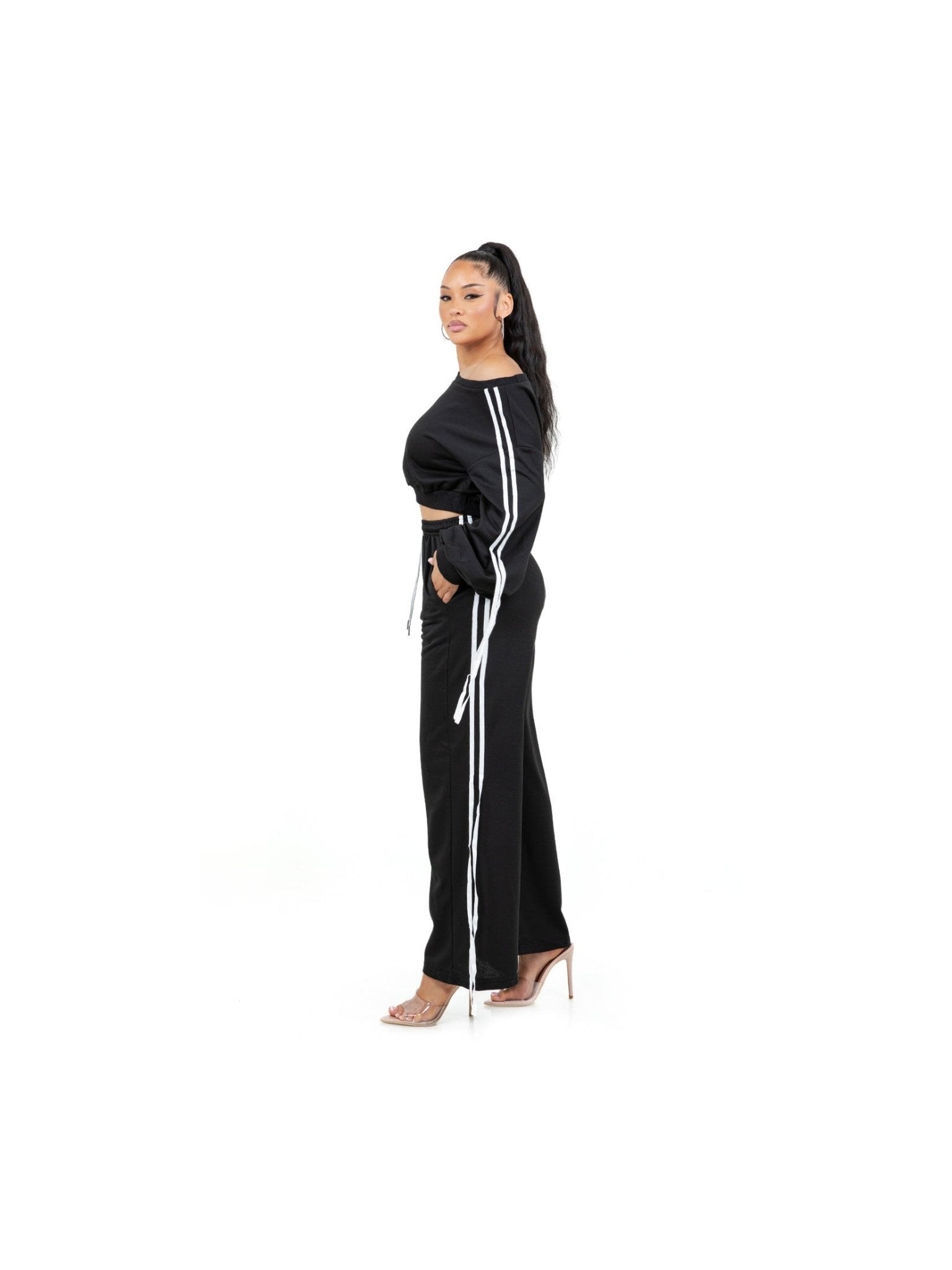 Women Fashion Sweatshirt And Pants Set Two Piece Loungewear With Pockets - Courbe et Compagnie