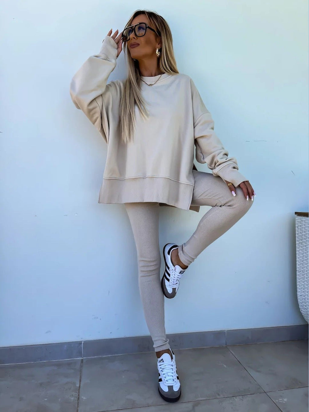 Women’s Casual Sweater Suit – Loose Split Top & Fitted Trousers Set - Courbe et Compagnie