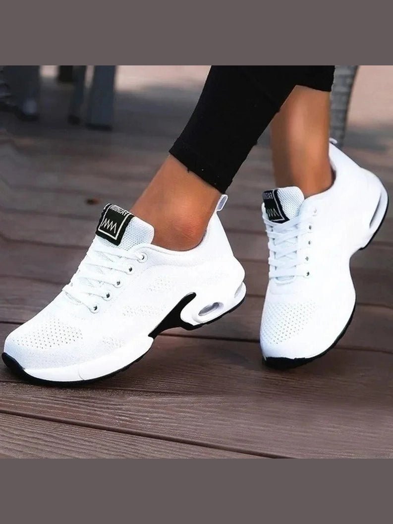 Women's Casual Walking Sneakers — Lightweight Everyday Shoes - Courbe et Compagnie