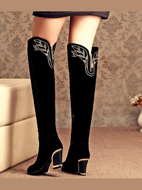 Women's Fashionable Embroidered Thick High Heel Shoes - Courbe et Compagnie