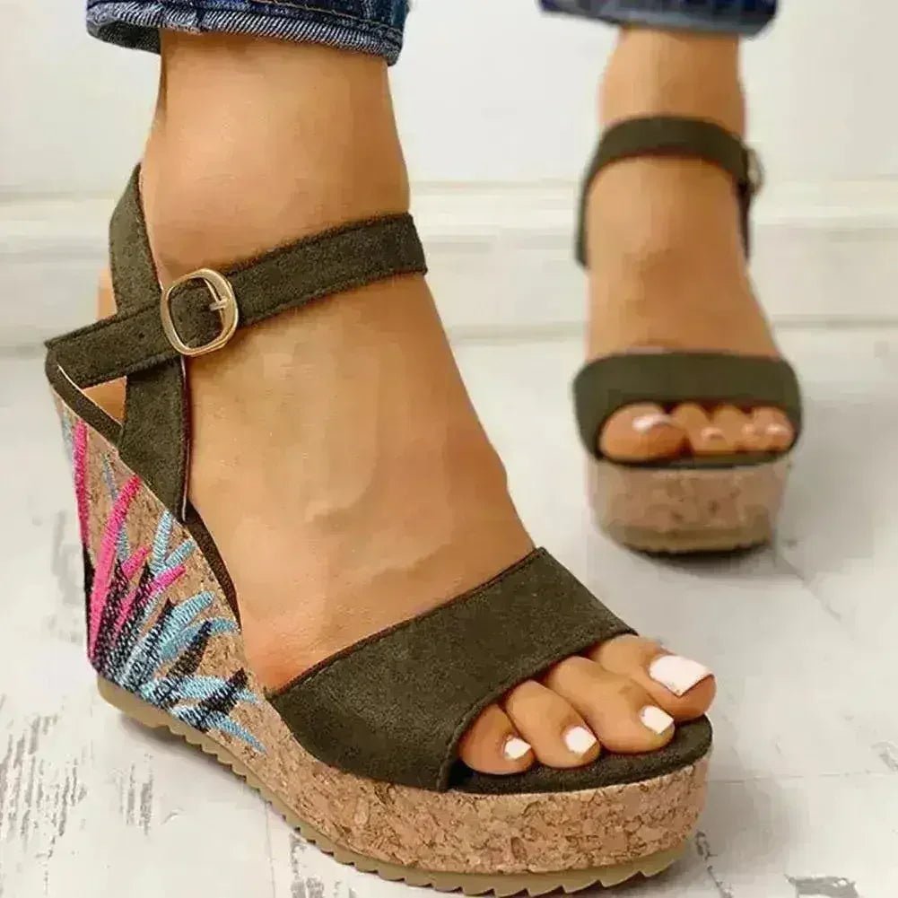 Women's Platform Wedge Heels - Courbe et Compagnie