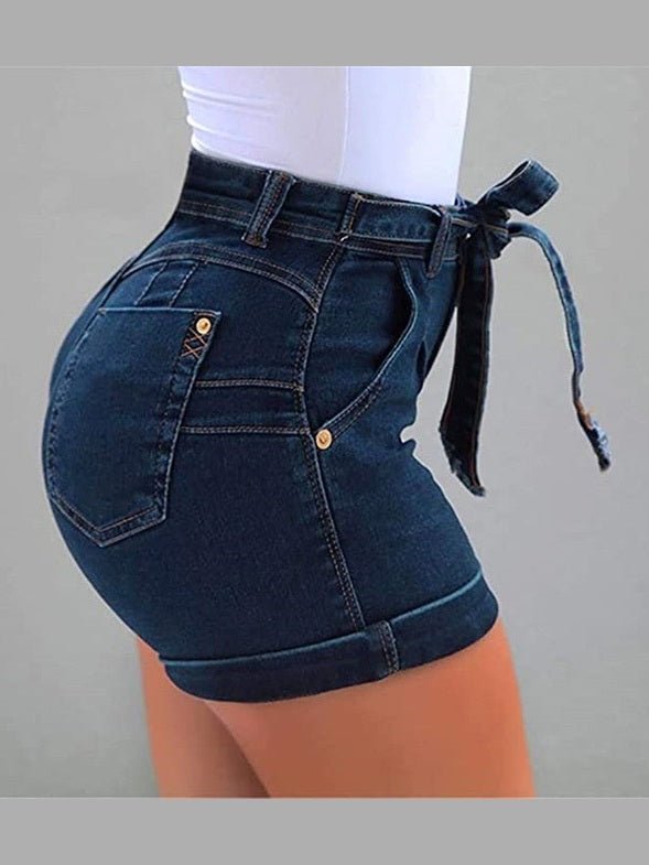 Women's Plus Size Net Red Ripped Denim Shorts - Courbe et Compagnie