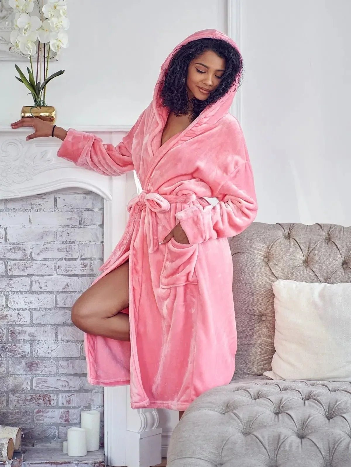 Women’s Plush Hooded Robe - Spa-Worthy Comfort at Home - Courbe et Compagnie