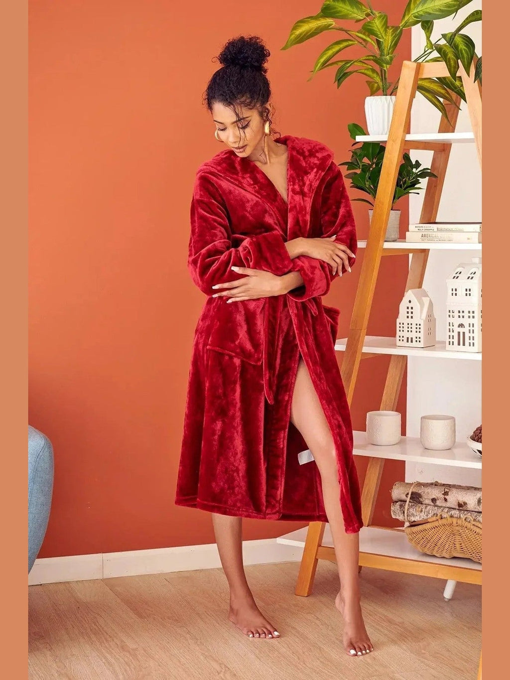 Women’s Plush Hooded Robe - Spa-Worthy Comfort at Home - Courbe et Compagnie