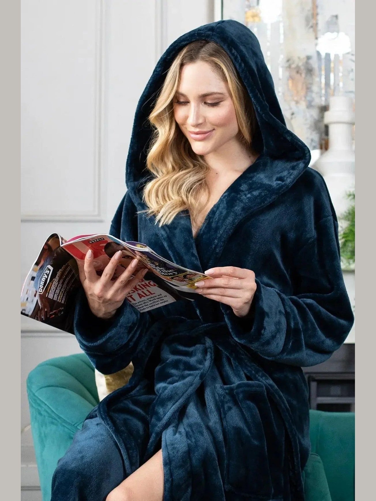 Women’s Plush Hooded Robe - Spa-Worthy Comfort at Home - Courbe et Compagnie