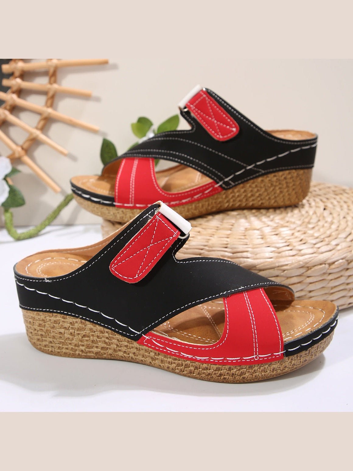 Women's Round-Toe Slip-On Slippers - Courbe et Compagnie