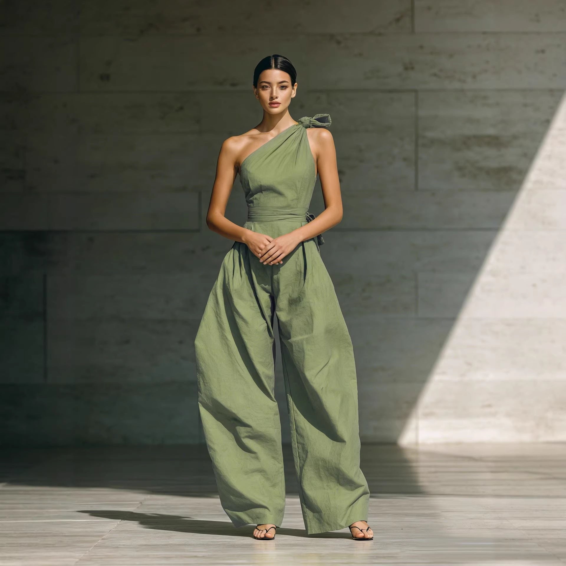 Women's Sleeveless Halter Neck Cinched Waist Slim Jumpsuit – 6 Colors S–2XL - Courbe et Compagnie