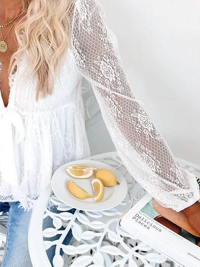 Women's Tunic Blouse Eyelet Top V Neck Tops - Courbe et Compagnie