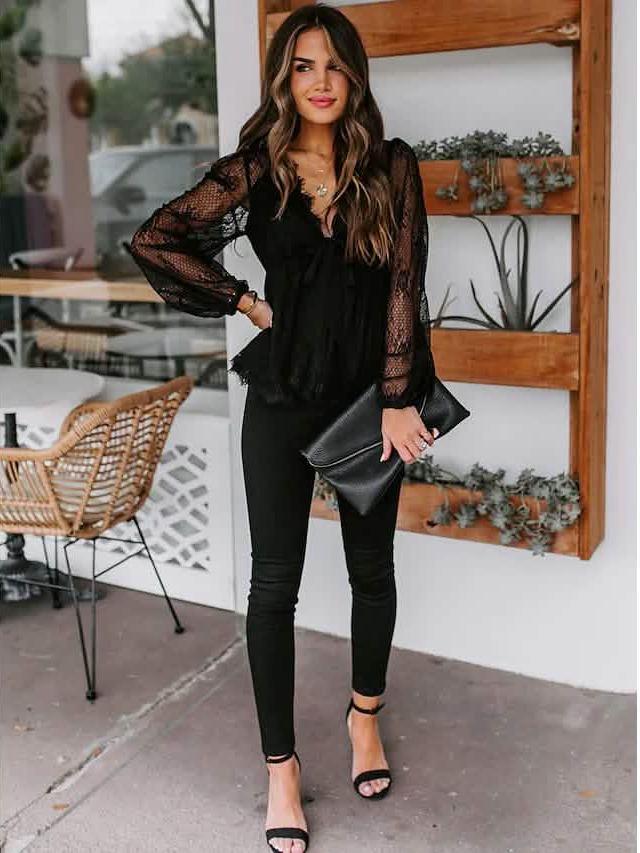 Women's Tunic Blouse Eyelet Top V Neck Tops - Courbe et Compagnie