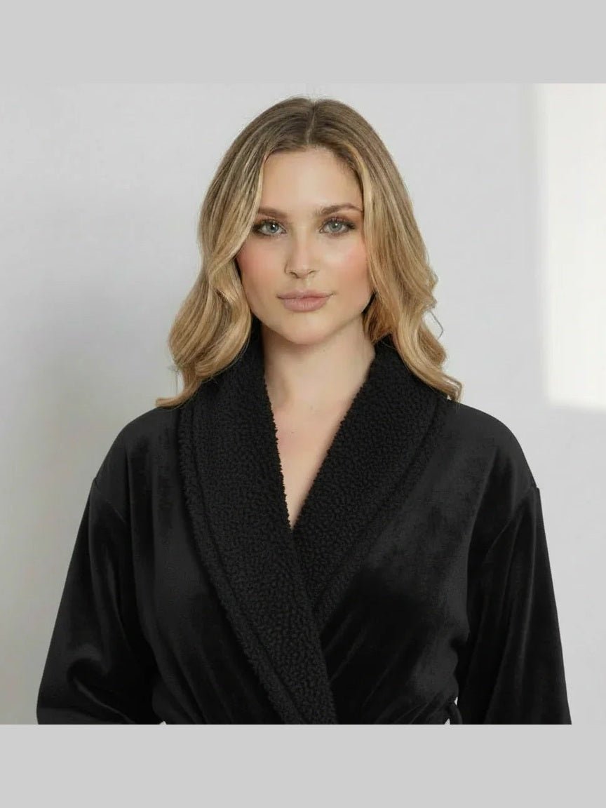 Women's Ultra Soft Plush Bathrobe - Courbe et Compagnie