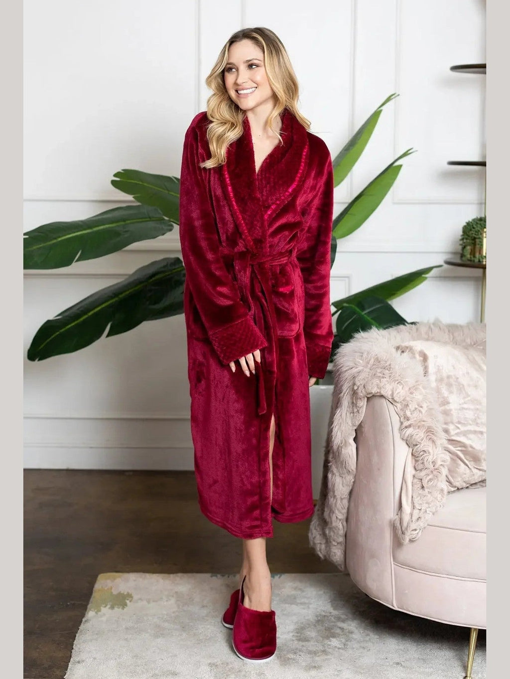 Women's Ultra Soft Plush Bathrobe - Courbe et Compagnie