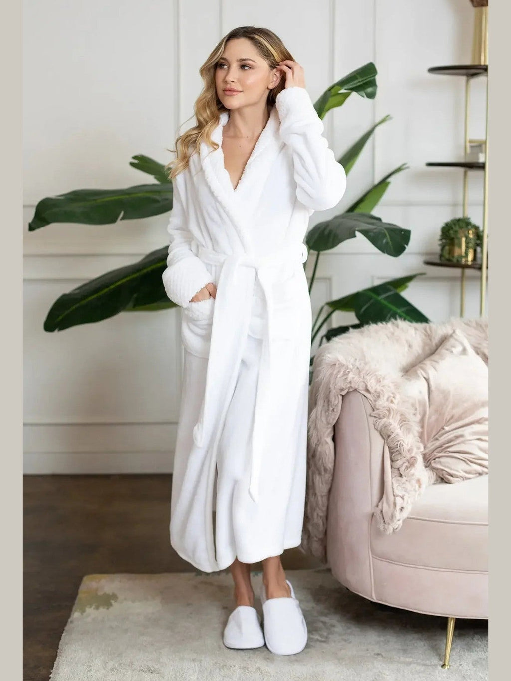 Women's Ultra Soft Plush Bathrobe - Courbe et Compagnie