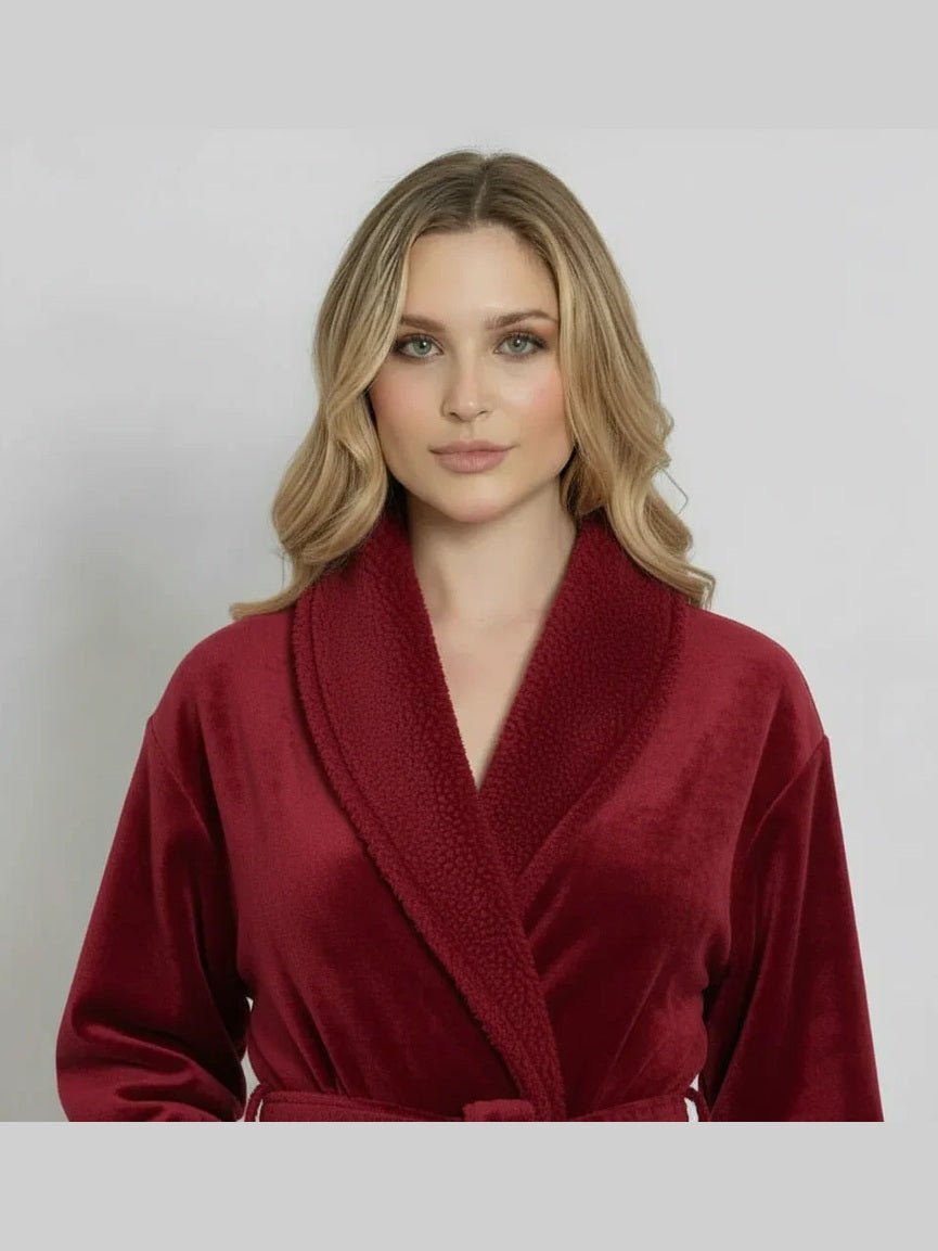 Women's Ultra Soft Plush Bathrobe - Courbe et Compagnie