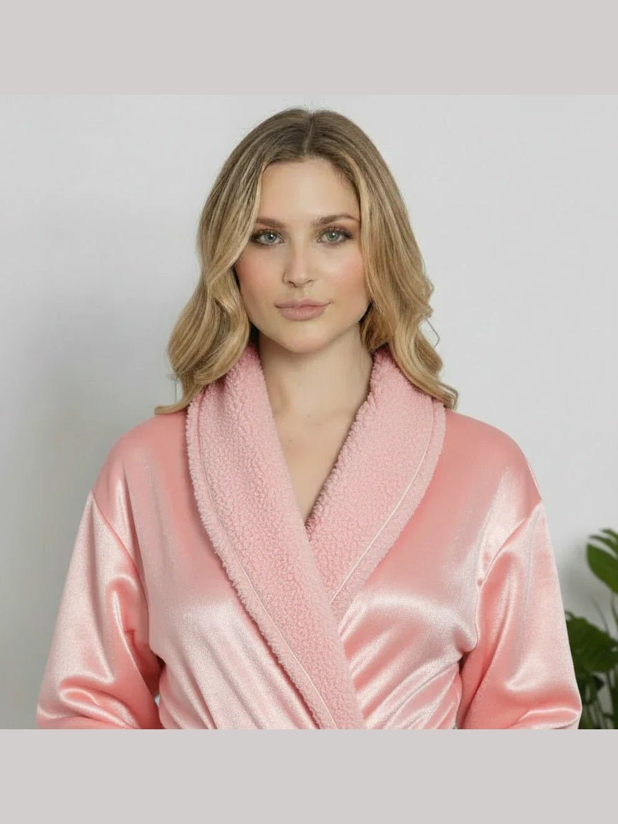 Women's Ultra Soft Plush Bathrobe - Courbe et Compagnie