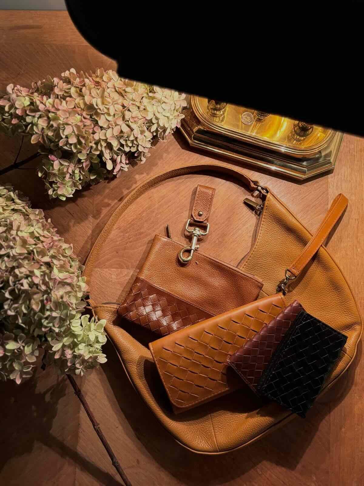Woven Card Holder - Courbe et Compagnie