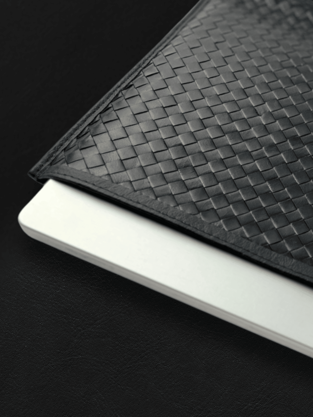Woven Laptop Sleeve - Courbe et Compagnie