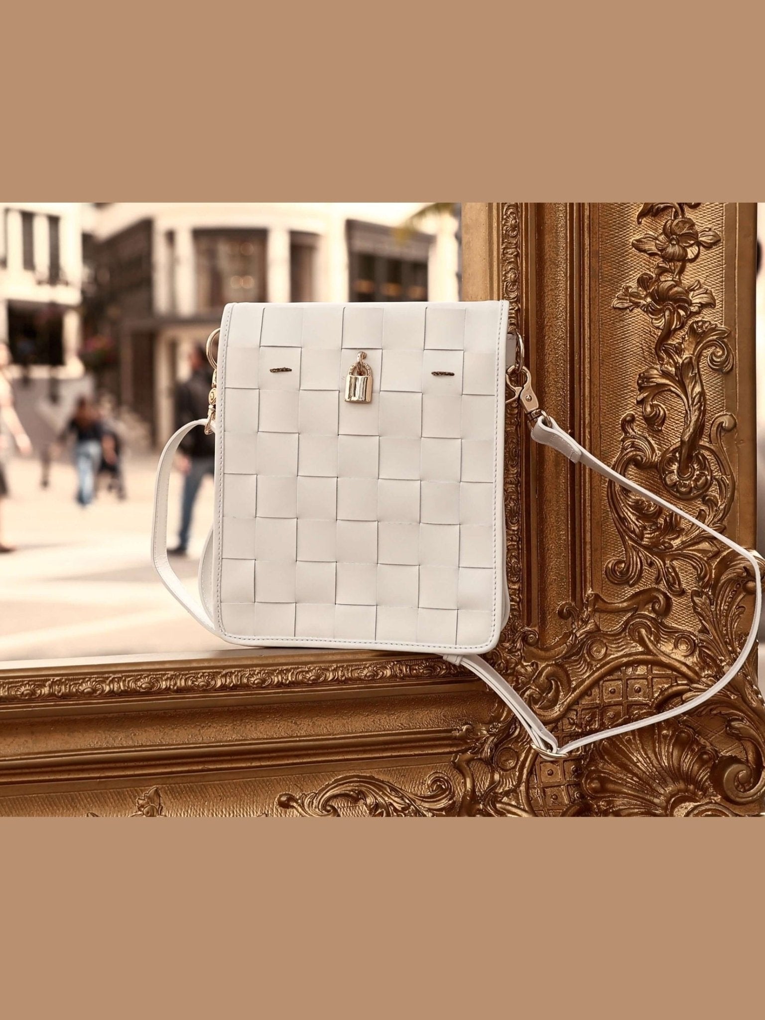 Woven Leather White Crossbody Bag - Courbe et Compagnie